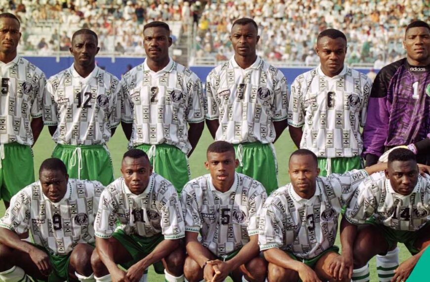 After 31 years, FG hands over houses to 1994 Super Eagles heroes.