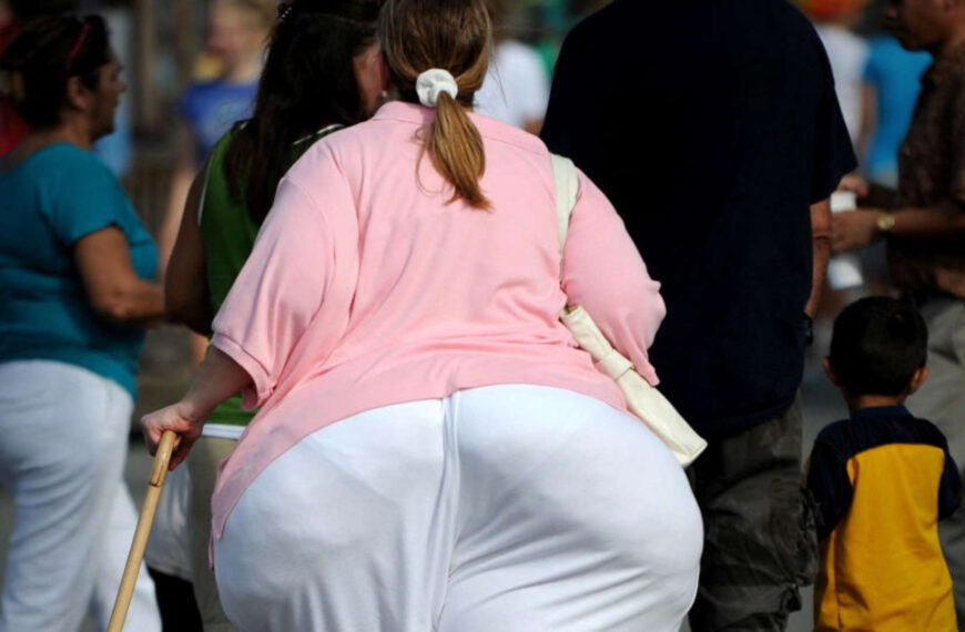 Why do women gain weight around the abdomen?…