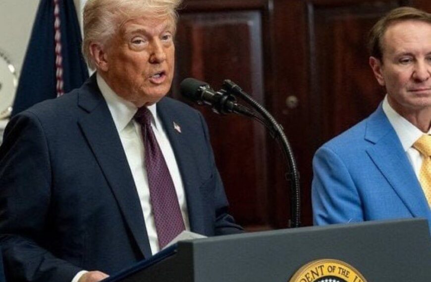 🚨BREAKING: President Trump just made it official…I think Nigeria may witness strong offensive(s) in few hours from now.